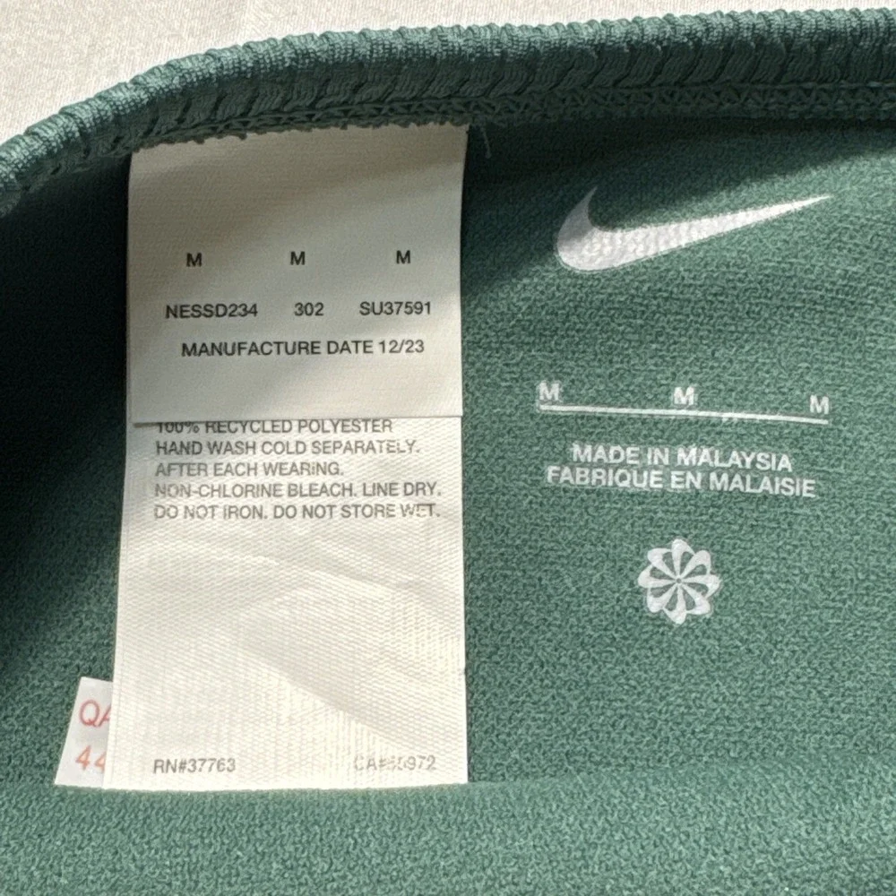 NWT Nike High Waisted Bikini Bottom M NESSD234-302 Green $54 Textured Women's